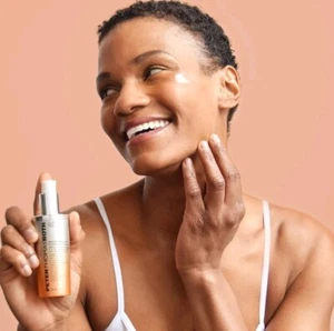 Peter Thomas Roth | Potent-C Power Serum | Brightening Vitamin C Serum for Fine  - Picture 1 of 4