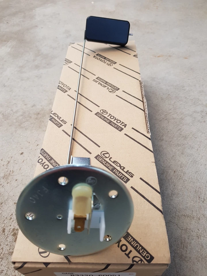 Toyota FJ40 FJ45 HJ45 BJ40 Land Cruiser 79 - 84 fuel tank sender NEW 83320-60051 - image 1 of 3