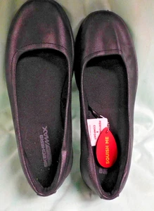 SKETCHERS MAX SCARPE DONNA BASSE SUOLA AD ALETTA 9M TINTA UNITA NERE PUNTA TONDA CUSCINO NUOVE - Foto 1 di 6