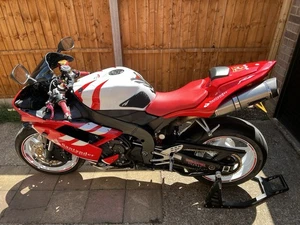 Yamaha YZF R1 2009 - Picture 1 of 9