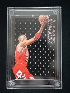 JUMBO SCOTTIE PIPPEN 2024 JERSEY FUSION PRO FUSION GAME USED JERSEY #17/25 rare - Picture 1 of 2