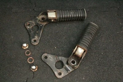 Yamaha TX500 Rear Passenger Footrests LH RH 371-27420 371-2741 P2871 - Image 1 of 4