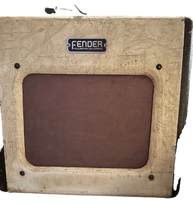 Vintage 1952 Fender 600 Amp - a rare collector’s Item - Picture 1 of 21