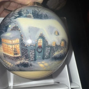 THOMAS KINKADE HOLIDAY GLASS ORNAMENT IN BOX WINTER SCENE - SEARS 2011 - Picture 1 of 7