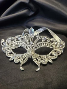 Silver Masquerade Mask, Party Mask, Theatrical, Wedding, Prom, Mardi Gras, Prom - Picture 1 of 5