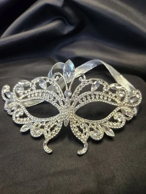 Silver Masquerade Mask, Party Mask, Theatrical, Wedding, Prom, Mardi Gras, Prom - Image 1 of 4
