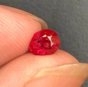 0.73 Carat Natural Oval Cut Vivid Red Color Spinel Loose Gemstone From Burma - Picture 1 of 10
