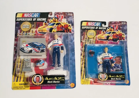 2 NASCAR Superstars Of Racing Mark Martin 1997 Action Figure & Accessories Cover