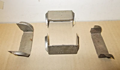 Retenedores de arco de techo Mopar NOS 1965-74 Plymouth Dodge Chrysler Foto 1 de 2