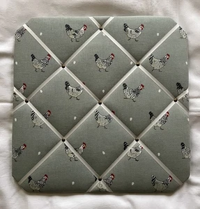 Sophie Allport Chickens Fabric Notice/Memo Board 46cm x 46cm - NWOT - Picture 1 of 4