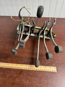 Beechcraft Engine Control Quadrant Assembly - Unknown Model - Picture 1 of 4