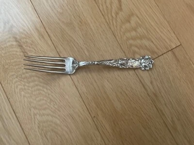 Tenedor de almuerzo Alvin Bridal Rose esterlina Foto 1 de 4