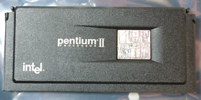 PENTIUM II w/MMX 266 MHz SLOT 1 PROCESSOR SL2HE 266512EC - Works? Scrap? - Image 1 of 4