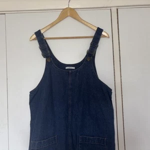 Classic Trendy Versatile TU Pinafore Denim Pinafore Size 16, Must Have - Picture 1 of 4