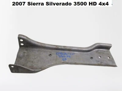 Sierra Silverado 3500 HD 2007 4X4 soporte diferencial delantero OEM Foto 1 de 4