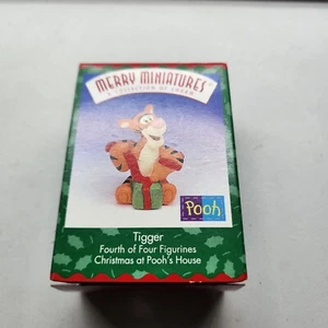 1999 Hallmark Merry Miniatures TIGGER Winnie The Pooh Disney Figure Series #4 - Picture 1 of 8