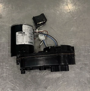 Bison 016-562-6153 Offset Gear Motor 1/20 HP 115V 151:1 Ratio NEW! FREE SHIPPING - Picture 1 of 12