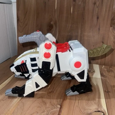 Bandai Saban White Tigerzord Robot Transformer Power Ranger Collectible - Image 1 of 4