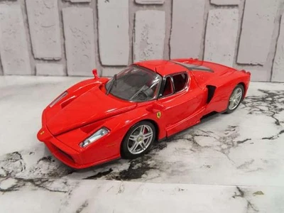 BURAGO ENZO FERRARI 1/24 diecast car - Imagen 1 de 4