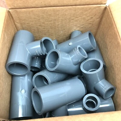 LOT OF 25 LASCO 801-130 1X1/2" SCH 80 PVC REDUCING TEE GRAY - Image 1 of 4