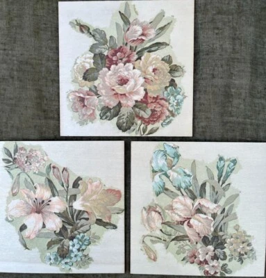 Blumen Bilder 3 er Set, Handarbeit aus Serviette - auf Holz, 15cm, zum Aufhängen - Bild 1 von 4