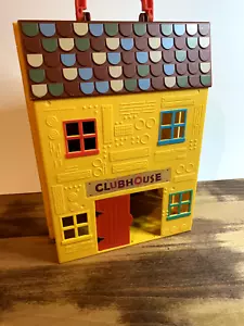Hey Duggee Squirrel Clubhouse Playset Dollhouse Only - No Figures • 2014 - Picture 1 of 12