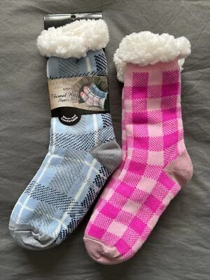 2 NUEVOS NUEVOS CON ETIQUETAS MIA + TESS Calcetines Deportivos Tejido Térmico Súper Suaves Talla Única para la mayoría Foto 1 de 4