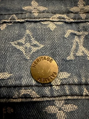 Jaqueta jeans Louis Vuitton e Supreme monograma tamanho M Fulmer Heritage Limited - Imagem 1 de 4
