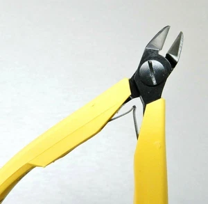 LINDSTROM 8141 Cutter Precision Flush Cut Pliers Diagonal Cutting Nipper - Picture 1 of 12