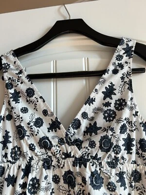 Nuevo con etiquetas Vestido Paisley 100% Algodón Azul Marino y Blanco Por Wet Seal/pequeño Foto 1 de 4