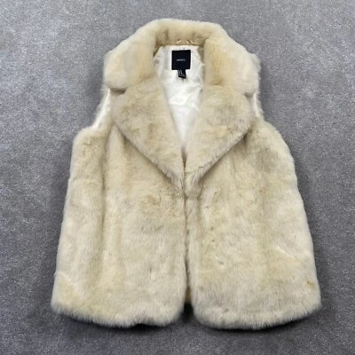 Forever 21 Faux Fur Vest Women's Size M Ivory Soft Plush Extra Fuzzy - Image 1 of 4
