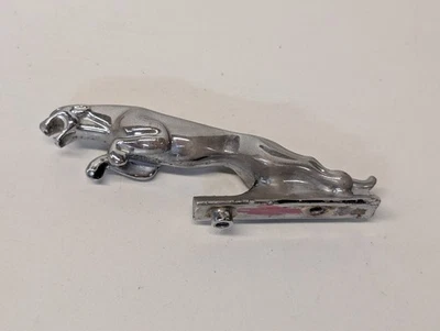 Jaguar XJ6 1970-1994 Vintage Leaper Cat Hood Ornamento 7242653WB 5 pulgadas Foto 1 de 4