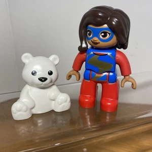 Lego Duplo - Set di figure Ms. Marvel Kamala Khan e cucciolo d'orso 10963 - Foto 1 di 5