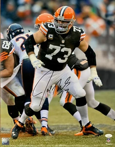 Foto firmada 16x20 del futuro miembro del Salón de la Fama de Cle Browns Joe Thomas #4 AUTO - JSA - Imagen 1 de 1