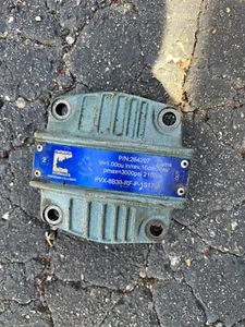 BOMBA DE PALETAS HIDRÁULICA CONTINENTAL HIDRÁULICA PVX-8B30-RF-P-1S17-A P/N: 264207 - Imagen 1 de 2