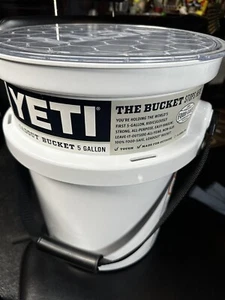 Yeti The Bucket White with Lid - Picture 1 of 8