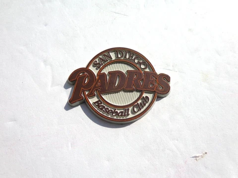 VINTAGE MLB SAN DIEGO PADRES  FRIDGE MAGNET STANDING BOARD OLD SCHOOL RARE #1 Cover