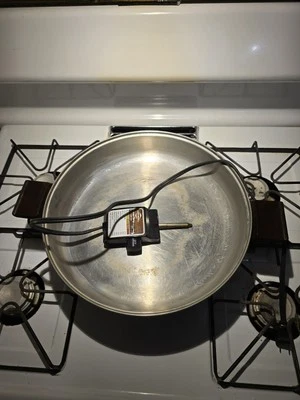 Винтажная электрическая сковорода сковорода сковорода West Bend с высокой купольной крышкой 12 дюймов 73010 США  - Изображение 1 из 4