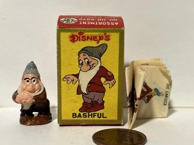 Figura de plástico enano tímido de Marx Disneykins con caja personaje de Blancanieves de Disney Foto 1 de 4