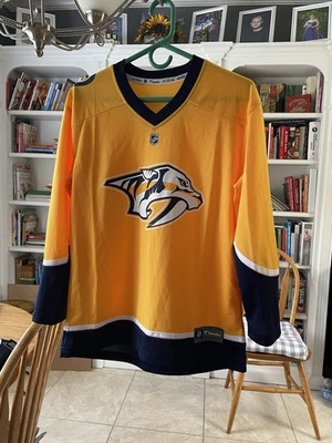 Camiseta deportiva Nashville Predators Breakaway Home niños jóvenes L/XL fanáticos Foto 1 de 4