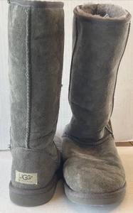 UGG Australia klassische hohe 5815 graue Damenstiefel Größe W9 - Bild 1 von 14