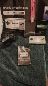 Nintendo Gameboy Micro Silver Boxed - Picture 1 of 5