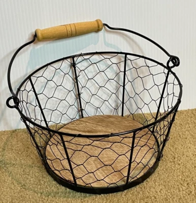 NEW Farmhouse Chicken Wire Wood Napkin Towel Basket Organizer Round Storage Bin - Image 1 of 4