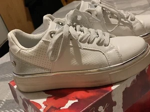 Sneakers da ginnastica donna bianche XTI taglia 3 - Foto 1 di 4