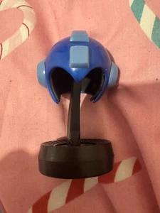 CAPCOM MEGA MAN Mini Helmet Replica LOOT CRATE EXCLUSIVE with Display Stand - Picture 1 of 2