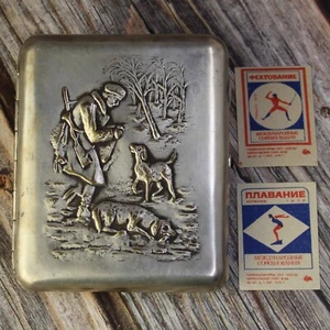 Custodia sigarette placcata argento intenso sovietico cani da caccia vintage URSS anni '40-URSS - - Foto 1 di 11