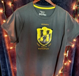 UNIVERSAL Harry Potter HUFFLEPUFF Women's Glitter HOGWARTS T-Shirt XXL 2XL - Picture 1 of 6