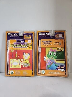 Leap Frog Leap Pad Richard Scarrys Vocabulary & A Surprising Teacher NEW In Pack - Image 1 of 3