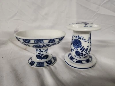 Jabonera y soporte para cepillo de dientes Vienna Woods Fine China "Blue Onion" Foto 1 de 4