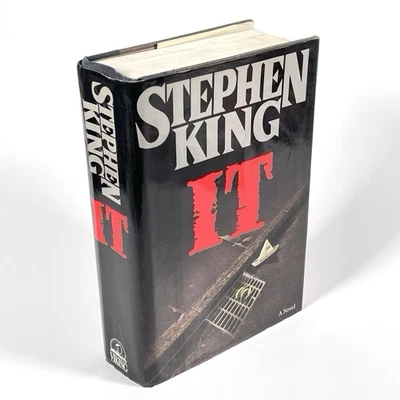 FIRST EDITION: It by Stephen King (1986, Hardcover) ACCEPTABLE - Image 1 of 4
